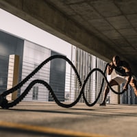 利物浦足球俱乐部队徽 - 红色利物鸟图案