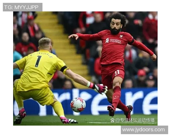 英超精彩对决阿森纳与AC米兰战成平局绝杀瞬间引发全场热烈反响